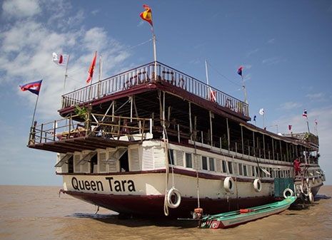 Great Lake Queen Tara Day Tour